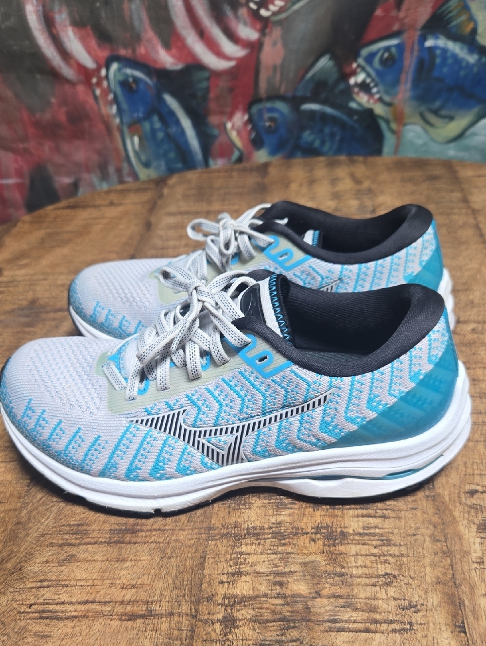 Mizuno WAVEKNIT Breathable Knit Trainers in Teal & Light Gray